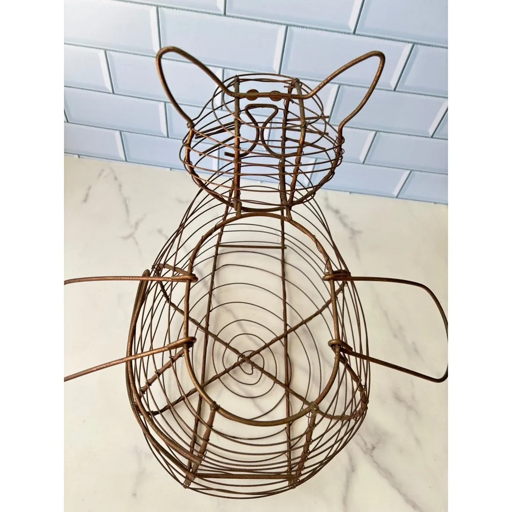 Vintage Wire Cat Egg Basket Copper Tone Metal Farmhouse Kitchen Decor